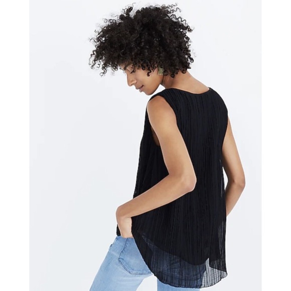 Michael Kors Womens Blouse Shirt Pleated Front Sleeveless CORE OF KORS Black M - Picture 5 of 7